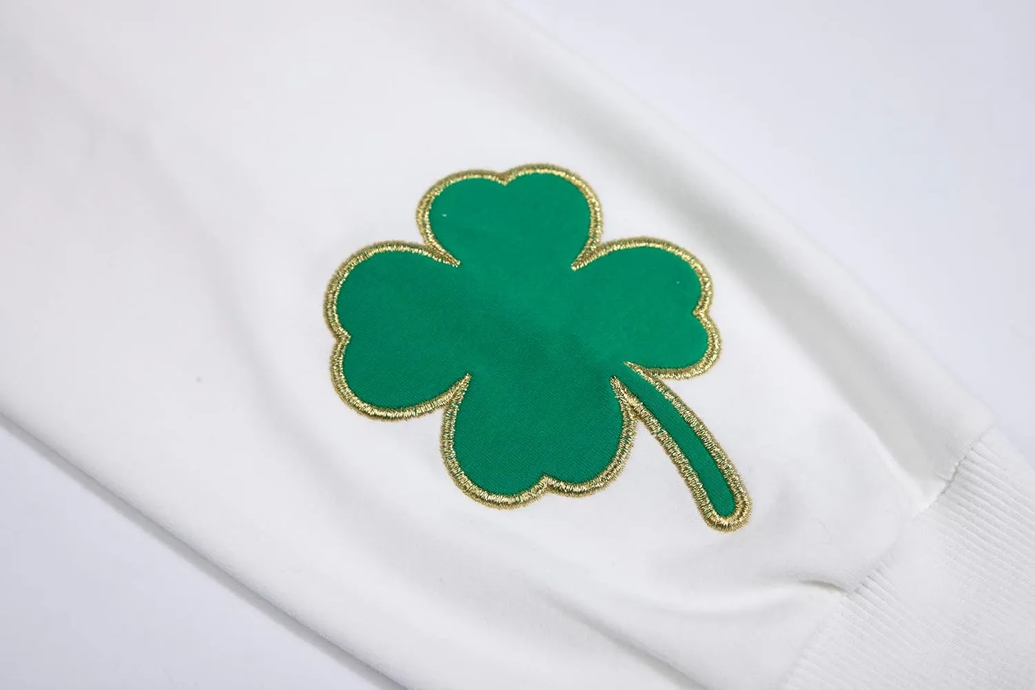 KNEYATTA St. Patrick's Day Sweatshirt Women Lucky Clover Sweatshirts Shamrock Pullover Long Sleeve Graphic Tops