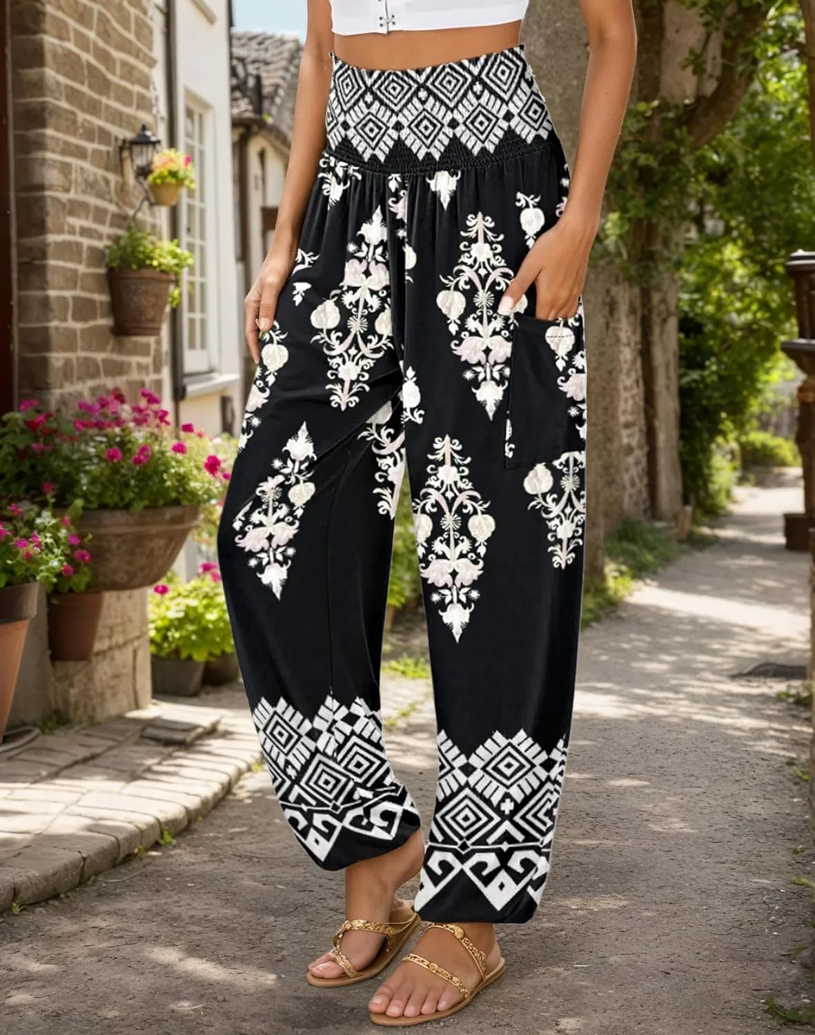 Womens Boho Floral Harem Pants Elastic High Waist Casual Loose Long Pants Summer Beach Pants with Pockets