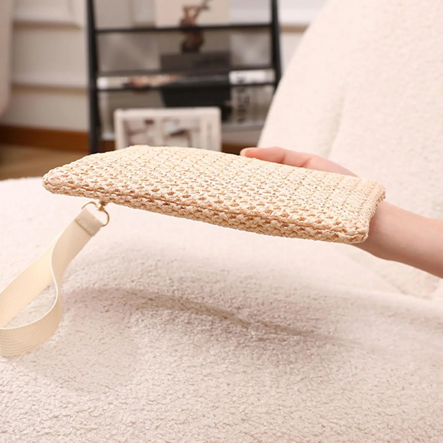 Woven Straw Handbag for Women Casual Beach Vacation Small Envelope Bag with Wristlet Zippered Wallet Purse